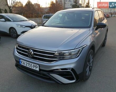 Серый Фольксваген Тигуан, объемом двигателя 1.98 л и пробегом 37 тыс. км за 21500 $, фото 3 на Automoto.ua