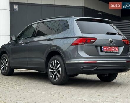 Серый Фольксваген Тигуан, объемом двигателя 2 л и пробегом 50 тыс. км за 22900 $, фото 7 на Automoto.ua