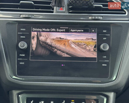 Серый Фольксваген Тигуан, объемом двигателя 1.97 л и пробегом 199 тыс. км за 31999 $, фото 52 на Automoto.ua