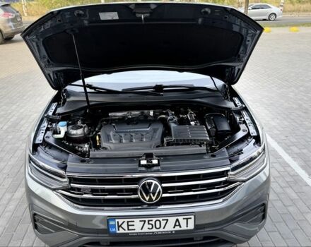 Серый Фольксваген Тигуан, объемом двигателя 2 л и пробегом 55 тыс. км за 21300 $, фото 11 на Automoto.ua