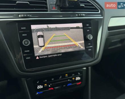 Серый Фольксваген Тигуан, объемом двигателя 1.97 л и пробегом 199 тыс. км за 31999 $, фото 65 на Automoto.ua