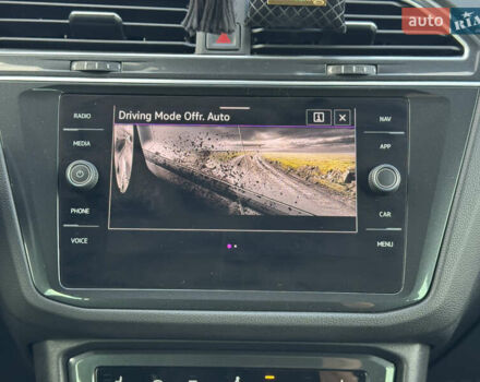 Серый Фольксваген Тигуан, объемом двигателя 1.97 л и пробегом 199 тыс. км за 31999 $, фото 51 на Automoto.ua