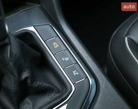 Сірий Фольксваген Тігуан, об'ємом двигуна 1.97 л та пробігом 14 тис. км за 41000 $, фото 26 на Automoto.ua