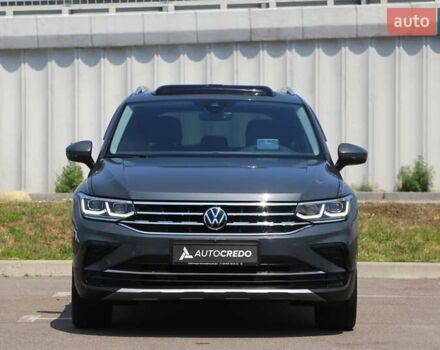 Сірий Фольксваген Тігуан, об'ємом двигуна 1.97 л та пробігом 14 тис. км за 41000 $, фото 1 на Automoto.ua
