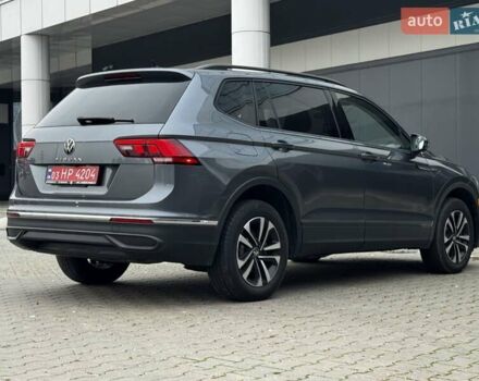 Серый Фольксваген Тигуан, объемом двигателя 2 л и пробегом 50 тыс. км за 22900 $, фото 9 на Automoto.ua