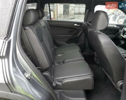 Серый Фольксваген Тигуан, объемом двигателя 2 л и пробегом 144 тыс. км за 8600 $, фото 10 на Automoto.ua