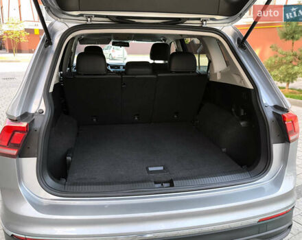 Серый Фольксваген Тигуан, объемом двигателя 1.98 л и пробегом 239 тыс. км за 20700 $, фото 18 на Automoto.ua