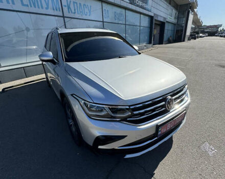 Сірий Фольксваген Тігуан, об'ємом двигуна 1.97 л та пробігом 15 тис. км за 39500 $, фото 7 на Automoto.ua