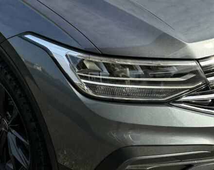 Серый Фольксваген Тигуан, объемом двигателя 1.97 л и пробегом 199 тыс. км за 32500 $, фото 5 на Automoto.ua