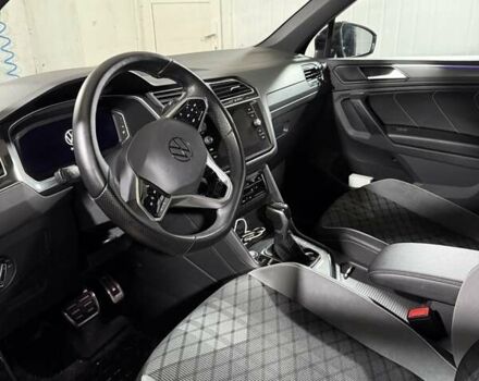 Серый Фольксваген Тигуан, объемом двигателя 1.98 л и пробегом 81 тыс. км за 38000 $, фото 3 на Automoto.ua