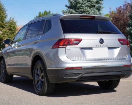 Сірий Фольксваген Тігуан, об'ємом двигуна 2 л та пробігом 26 тис. км за 18000 $, фото 6 на Automoto.ua