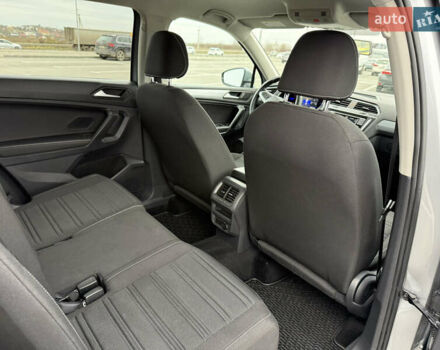 Сірий Фольксваген Тігуан, об'ємом двигуна 1.98 л та пробігом 67 тис. км за 24900 $, фото 11 на Automoto.ua