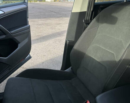 Серый Фольксваген Тигуан, объемом двигателя 1.97 л и пробегом 199 тыс. км за 32500 $, фото 47 на Automoto.ua