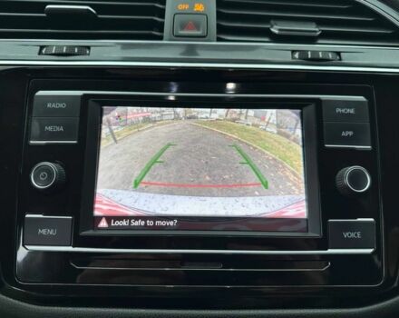 Серый Фольксваген Тигуан, объемом двигателя 2 л и пробегом 95 тыс. км за 22999 $, фото 13 на Automoto.ua