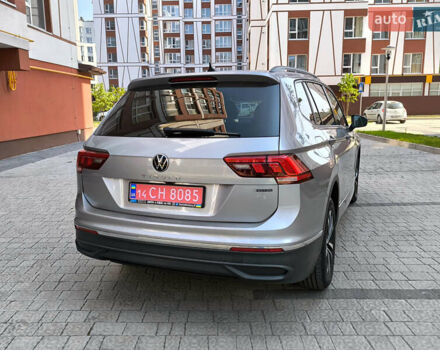 Серый Фольксваген Тигуан, объемом двигателя 1.98 л и пробегом 239 тыс. км за 20700 $, фото 7 на Automoto.ua