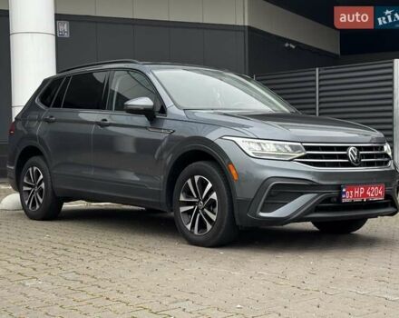 Серый Фольксваген Тигуан, объемом двигателя 2 л и пробегом 50 тыс. км за 22900 $, фото 1 на Automoto.ua