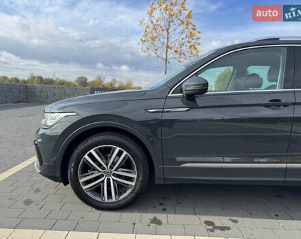 Серый Фольксваген Тигуан, объемом двигателя 1.97 л и пробегом 199 тыс. км за 31999 $, фото 10 на Automoto.ua