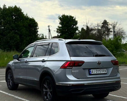 Сірий Фольксваген Тігуан, об'ємом двигуна 1.98 л та пробігом 36 тис. км за 26000 $, фото 4 на Automoto.ua