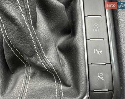 Сірий Фольксваген Тігуан, об'ємом двигуна 2 л та пробігом 21 тис. км за 29999 $, фото 45 на Automoto.ua