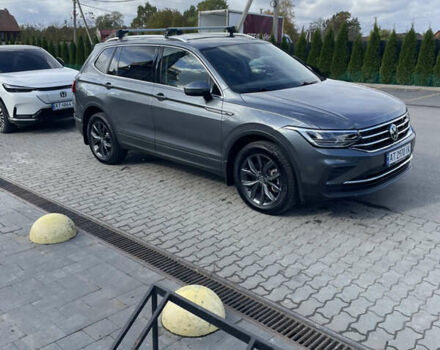 Серый Фольксваген Тигуан, объемом двигателя 1.98 л и пробегом 81 тыс. км за 24700 $, фото 4 на Automoto.ua