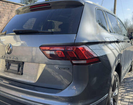 Сірий Фольксваген Тігуан, об'ємом двигуна 2 л та пробігом 97 тис. км за 24300 $, фото 5 на Automoto.ua