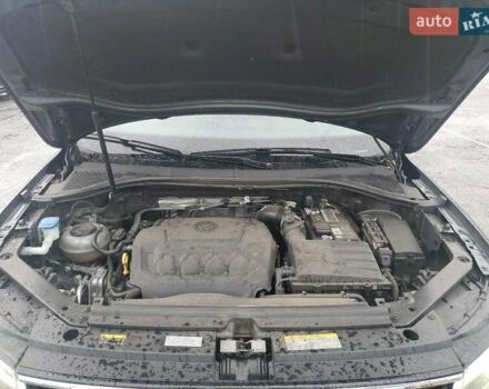 Серый Фольксваген Тигуан, объемом двигателя 2 л и пробегом 144 тыс. км за 8600 $, фото 11 на Automoto.ua