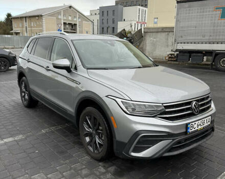 Серый Фольксваген Тигуан, объемом двигателя 1.98 л и пробегом 60 тыс. км за 28300 $, фото 2 на Automoto.ua