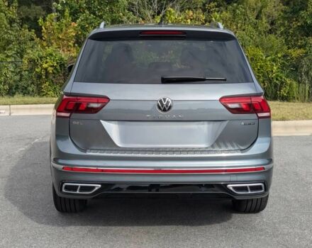 Сірий Фольксваген Тігуан, об'ємом двигуна 2 л та пробігом 26 тис. км за 21200 $, фото 5 на Automoto.ua