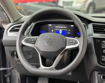 Серый Фольксваген Тигуан, объемом двигателя 2 л и пробегом 95 тыс. км за 22999 $, фото 10 на Automoto.ua