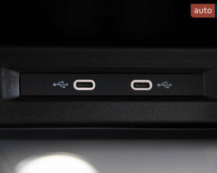 Сірий Фольксваген Тігуан, об'ємом двигуна 2 л та пробігом 2 тис. км за 24200 $, фото 32 на Automoto.ua