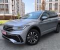 Серый Фольксваген Тигуан, объемом двигателя 2 л и пробегом 239 тыс. км за 20500 $, фото 1 на Automoto.ua