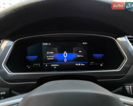 Серый Фольксваген Тигуан, объемом двигателя 1.98 л и пробегом 239 тыс. км за 20700 $, фото 32 на Automoto.ua