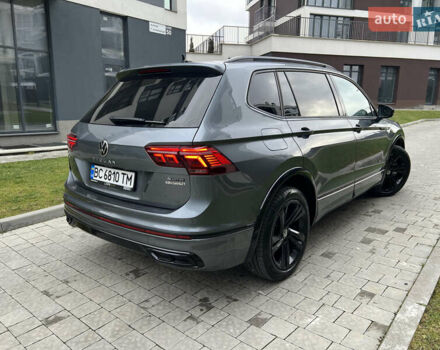 Серый Фольксваген Тигуан, объемом двигателя 1.98 л и пробегом 32 тыс. км за 29500 $, фото 42 на Automoto.ua