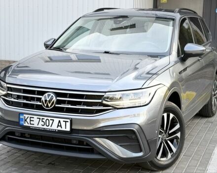 Серый Фольксваген Тигуан, объемом двигателя 2 л и пробегом 55 тыс. км за 21300 $, фото 2 на Automoto.ua