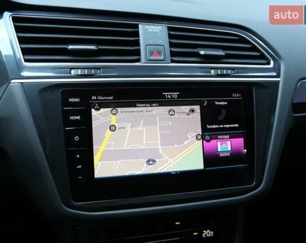 Сірий Фольксваген Тігуан, об'ємом двигуна 1.97 л та пробігом 14 тис. км за 41000 $, фото 18 на Automoto.ua