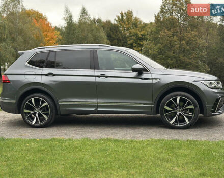 Сірий Фольксваген Тігуан, об'ємом двигуна 2 л та пробігом 21 тис. км за 29999 $, фото 11 на Automoto.ua