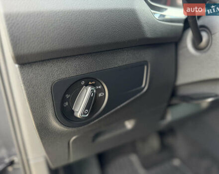 Серый Фольксваген Тигуан, объемом двигателя 1.97 л и пробегом 199 тыс. км за 32000 $, фото 28 на Automoto.ua