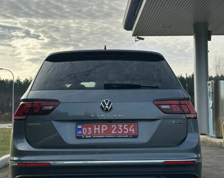 Серый Фольксваген Тигуан, объемом двигателя 1.97 л и пробегом 199 тыс. км за 32500 $, фото 13 на Automoto.ua