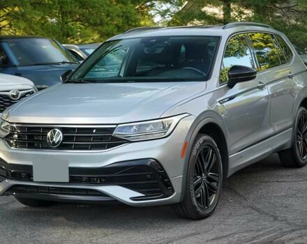 Серый Фольксваген Тигуан, объемом двигателя 2 л и пробегом 13 тыс. км за 8900 $, фото 2 на Automoto.ua