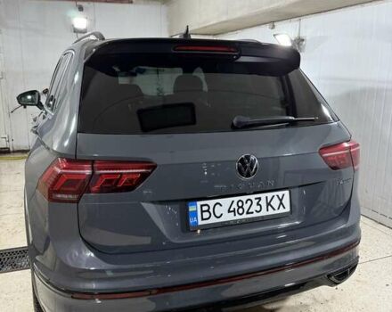 Серый Фольксваген Тигуан, объемом двигателя 1.98 л и пробегом 81 тыс. км за 38000 $, фото 2 на Automoto.ua