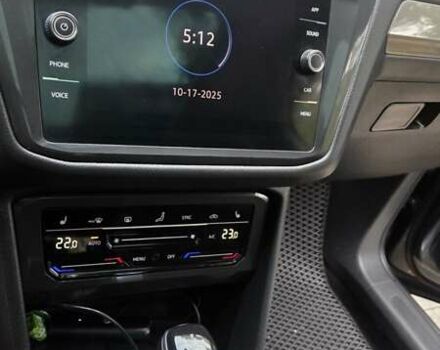 Серый Фольксваген Тигуан, объемом двигателя 1.98 л и пробегом 106 тыс. км за 23000 $, фото 21 на Automoto.ua