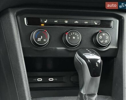 Серый Фольксваген Тигуан, объемом двигателя 2 л и пробегом 50 тыс. км за 22900 $, фото 21 на Automoto.ua