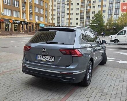 Серый Фольксваген Тигуан, объемом двигателя 1.98 л и пробегом 106 тыс. км за 23000 $, фото 2 на Automoto.ua