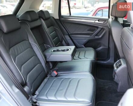 Сірий Фольксваген Тігуан, об'ємом двигуна 1.97 л та пробігом 14 тис. км за 41000 $, фото 8 на Automoto.ua