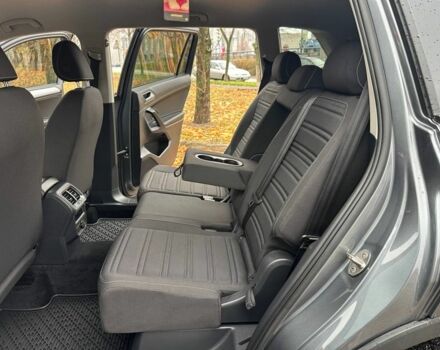 Серый Фольксваген Тигуан, объемом двигателя 2 л и пробегом 95 тыс. км за 22999 $, фото 16 на Automoto.ua