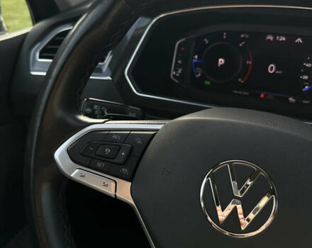 Серый Фольксваген Тигуан, объемом двигателя 1.97 л и пробегом 199 тыс. км за 32500 $, фото 25 на Automoto.ua