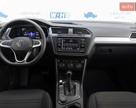 Сірий Фольксваген Тігуан, об'ємом двигуна 2 л та пробігом 2 тис. км за 24200 $, фото 43 на Automoto.ua
