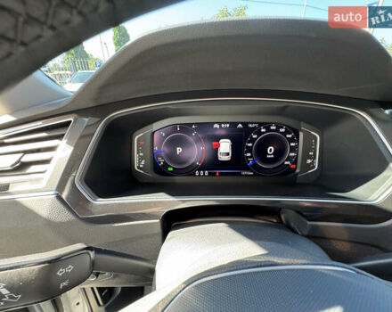 Сірий Фольксваген Тігуан, об'ємом двигуна 1.97 л та пробігом 15 тис. км за 39500 $, фото 29 на Automoto.ua