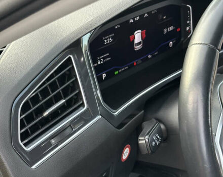 Серый Фольксваген Тигуан, объемом двигателя 1.97 л и пробегом 199 тыс. км за 32500 $, фото 40 на Automoto.ua