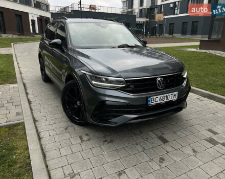 Серый Фольксваген Тигуан, объемом двигателя 1.98 л и пробегом 32 тыс. км за 29500 $, фото 4 на Automoto.ua